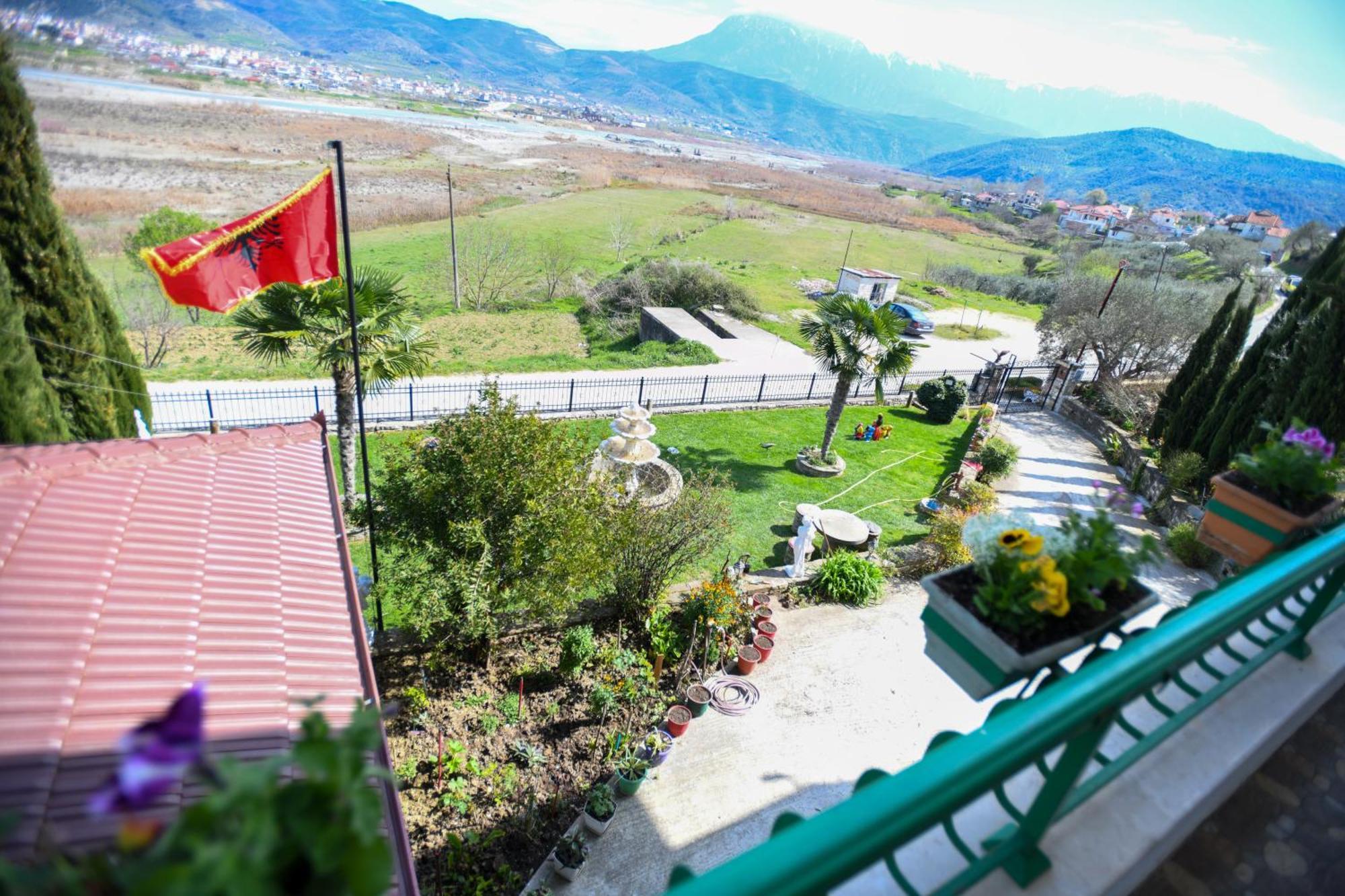 Villa Solitude Berat Buitenkant foto